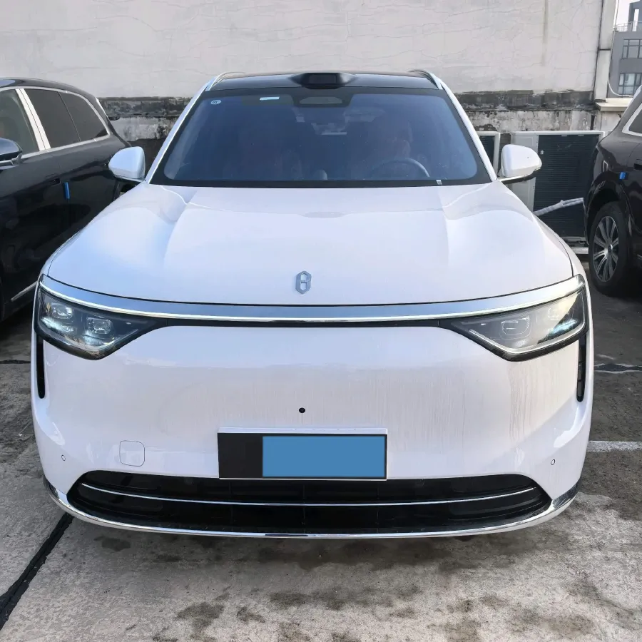2025 AITO AITO M8 REEV 160HP REEV 53.4KWH,autocango,china used car exporter,china ev exporter,chinese used car exporter,chinese used ev exporter