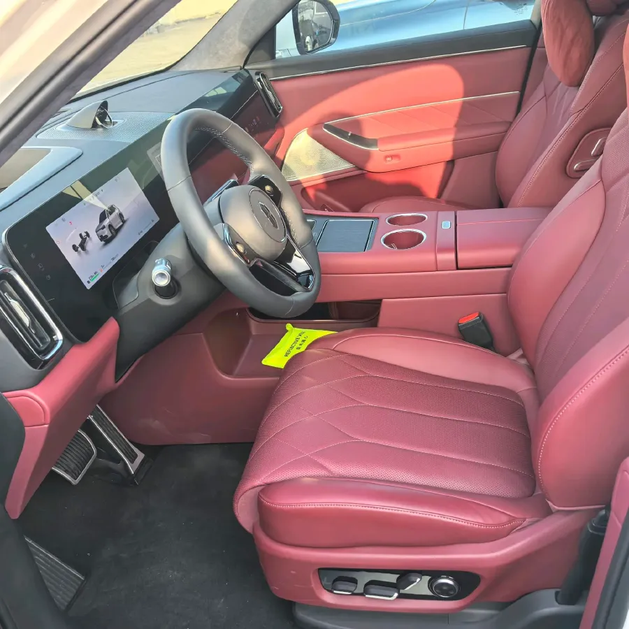 2025 AITO AITO M8 REEV 160HP REEV 53.4KWH,autocango,china used car exporter,china ev exporter,chinese used car exporter,chinese used ev exporter