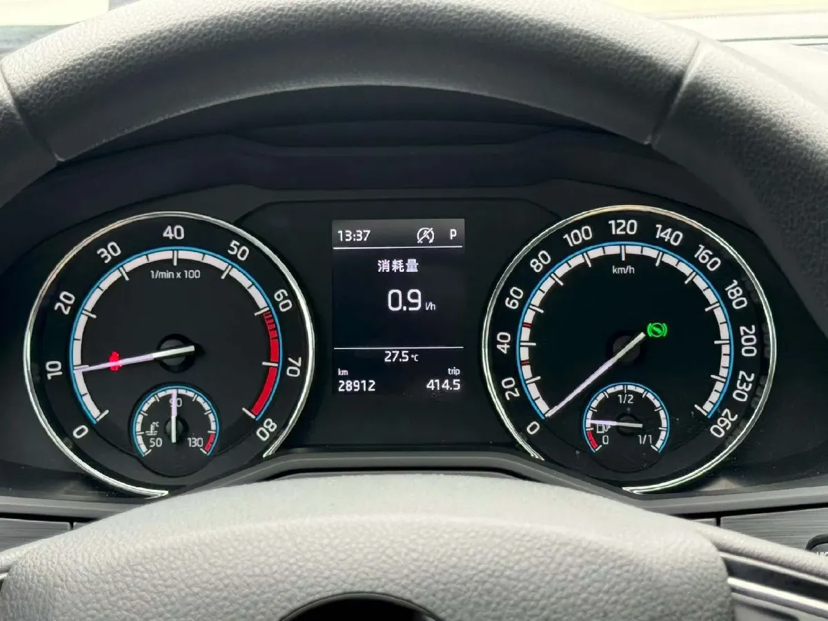 2019 Skoda Superb 1.4T 150HP L4 7DCT,autocango,china used car exporter,china ev exporter,chinese used car exporter,chinese used ev exporter