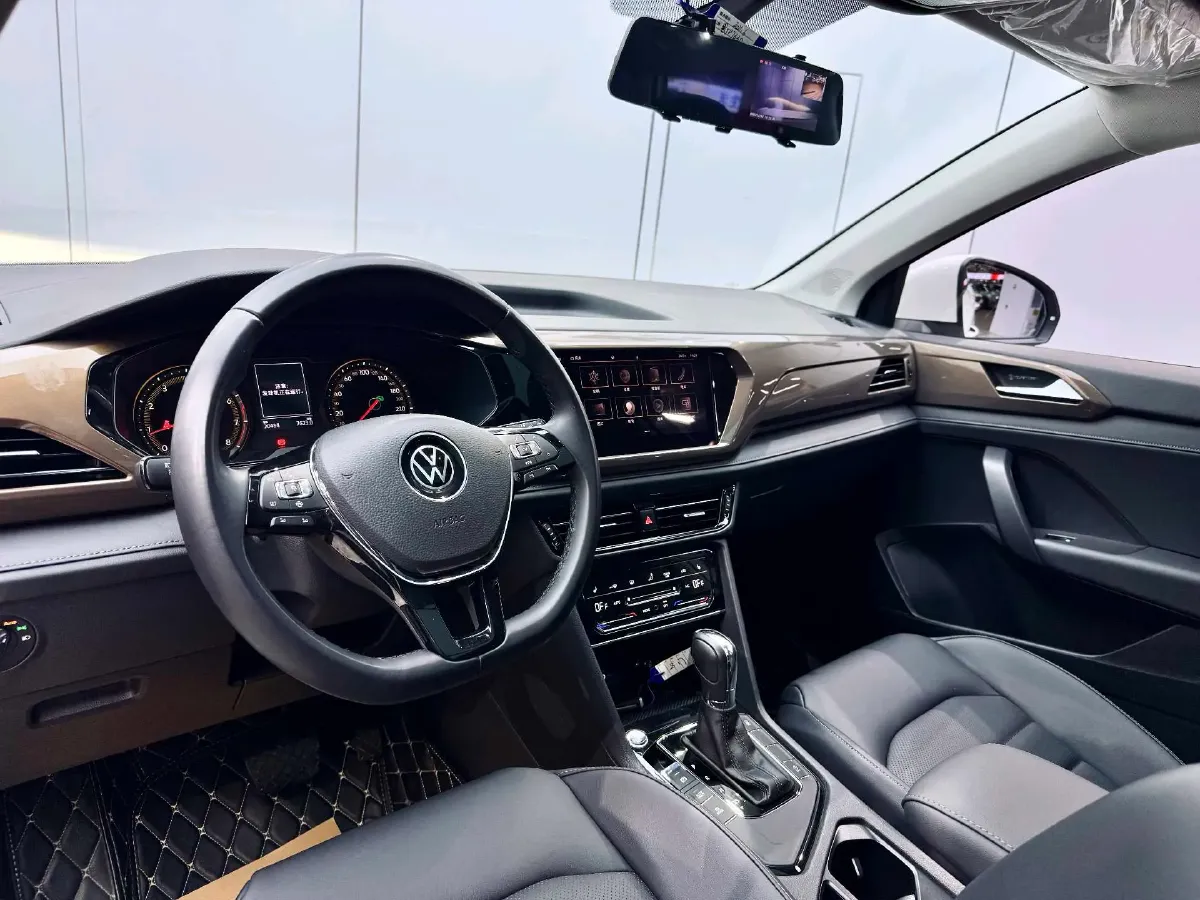 2021 Volkswagen Tharu 1.4T 150HP L4 7DCT,autocango,china used car exporter,china ev exporter,chinese used car exporter,chinese used ev exporter