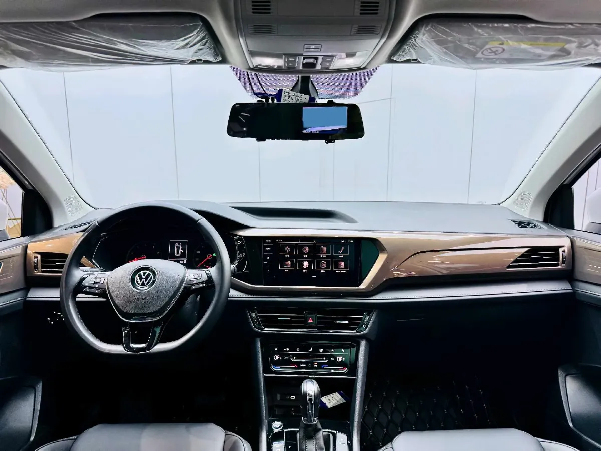 2021 Volkswagen Tharu 1.4T 150HP L4 7DCT,autocango,china used car exporter,china ev exporter,chinese used car exporter,chinese used ev exporter