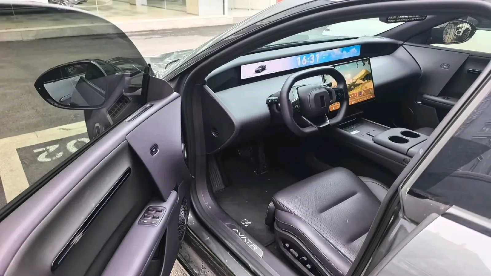 2025 Avatr 06 BEV,autocango,china used car exporter,china ev exporter,chinese used car exporter,chinese used ev exporter