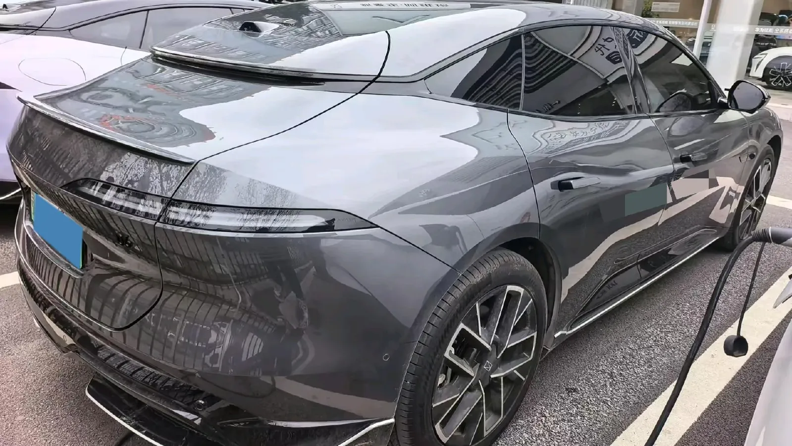 2025 Avatr 06 BEV,autocango,china used car exporter,china ev exporter,chinese used car exporter,chinese used ev exporter