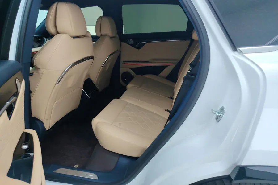 2024 Voyah FREE 1.5T 150HP L4 REEV 39.2KWH,autocango,china used car exporter,china ev exporter,chinese used car exporter,chinese used ev exporter