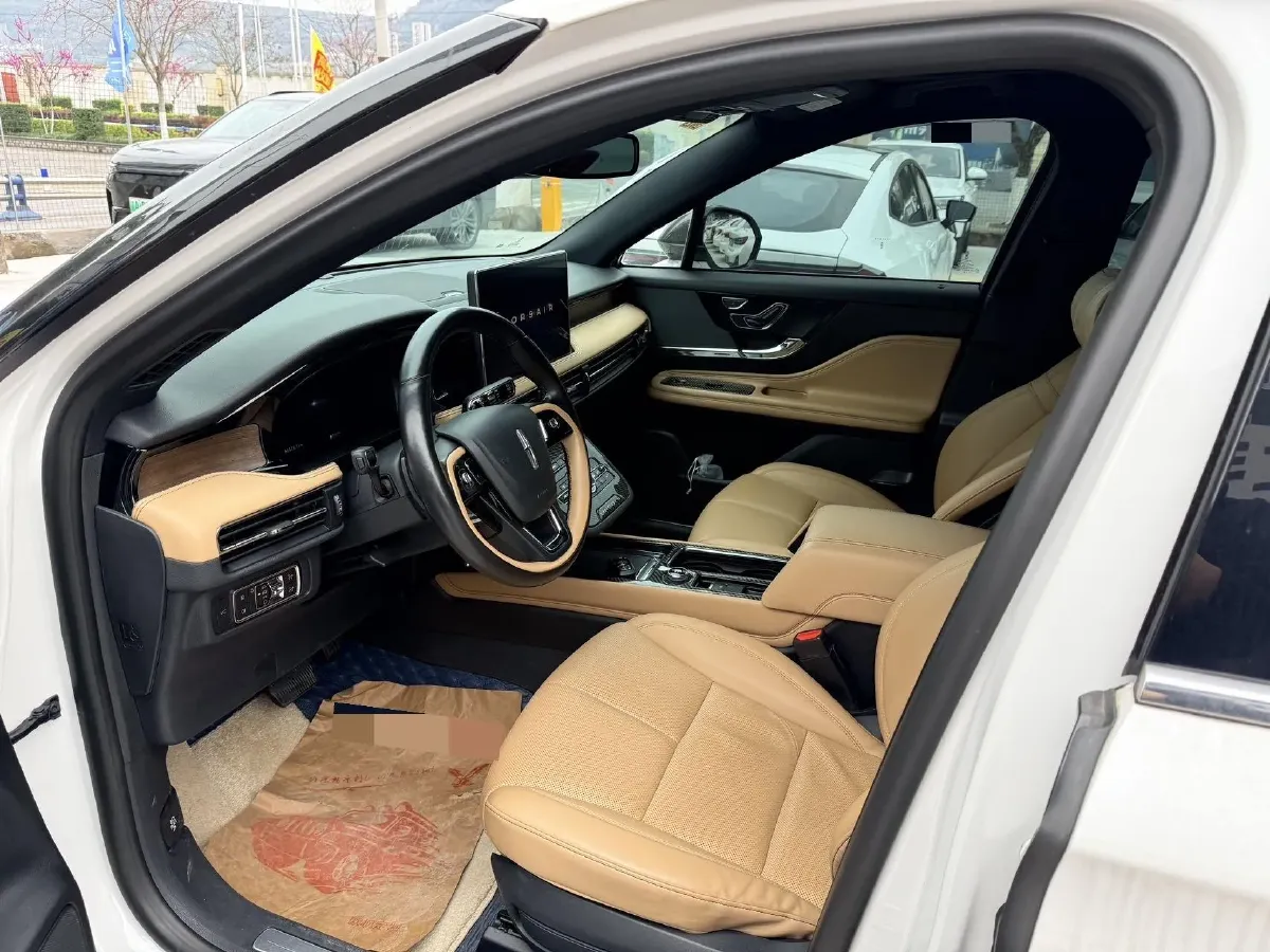 2022 Lincoln Corsair 2.0T 245HP L4 8AT,autocango,china used car exporter,china ev exporter,chinese used car exporter,chinese used ev exporter