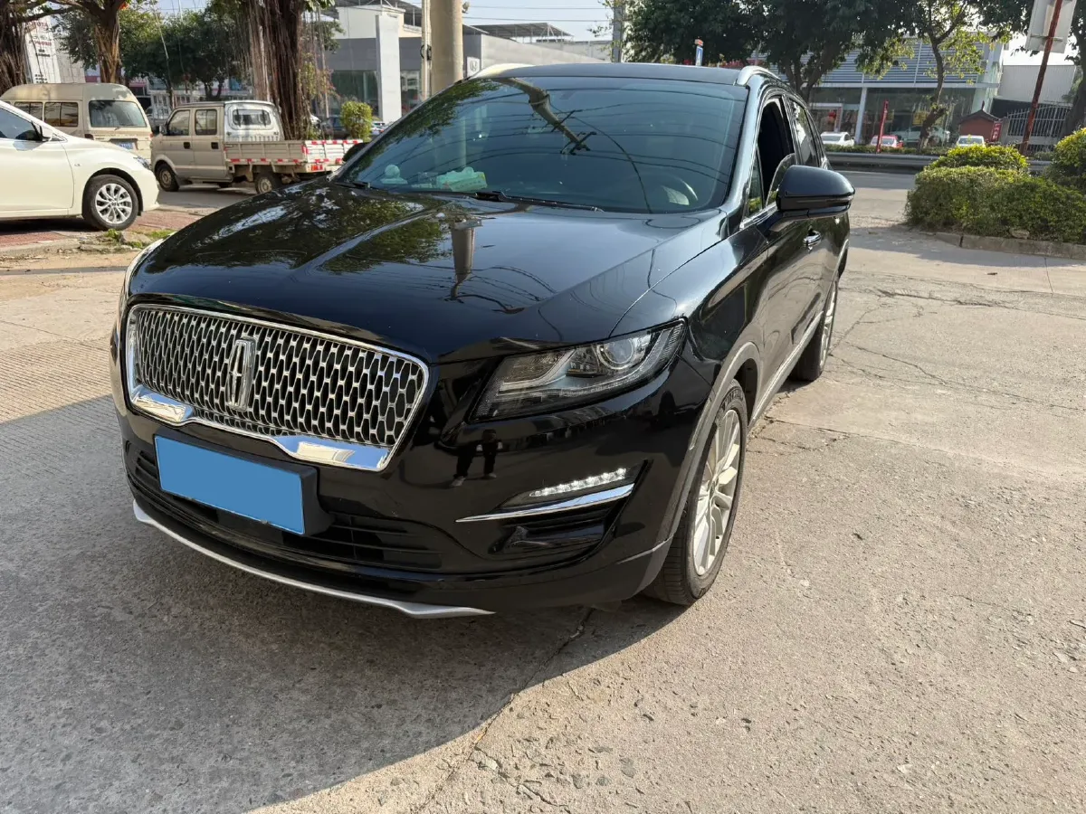2019 Lincoln MKC 2.0T 203HP L4 6AT,autocango,china used car exporter,china ev exporter,chinese used car exporter,chinese used ev exporter