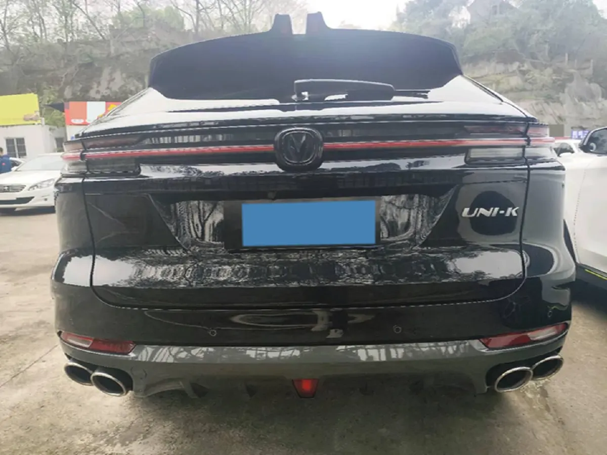 2021 ChangAn UNI-K 2.0T 233HP L4 8AT,autocango,china used car exporter,china ev exporter,chinese used car exporter,chinese used ev exporter