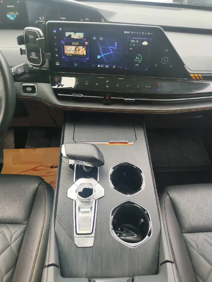 2021 ChangAn UNI-K 2.0T 233HP L4 8AT,autocango,china used car exporter,china ev exporter,chinese used car exporter,chinese used ev exporter