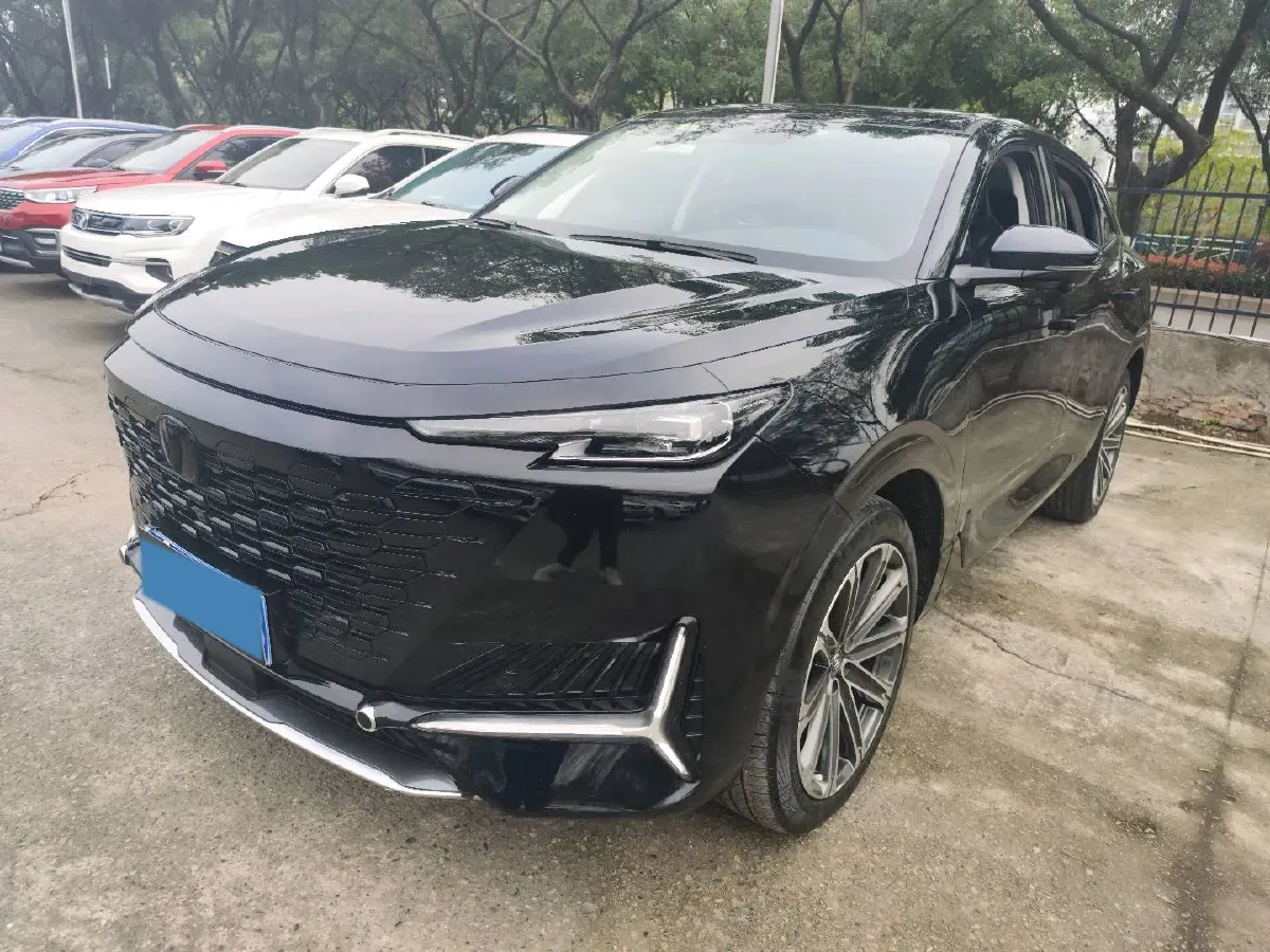 2021 ChangAn UNI-K 2.0T 233HP L4 8AT,autocango,china used car exporter,china ev exporter,chinese used car exporter,chinese used ev exporter