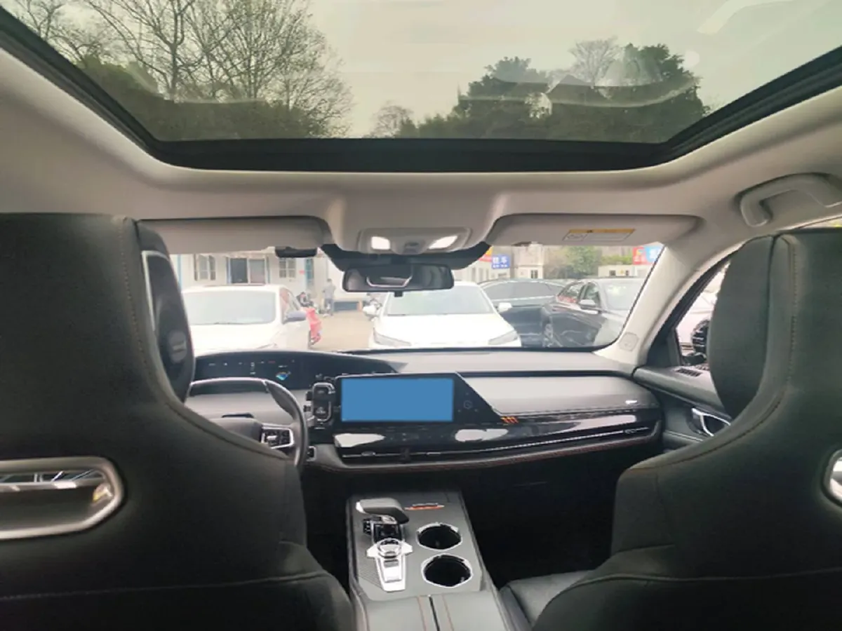 2021 ChangAn UNI-K 2.0T 233HP L4 8AT,autocango,china used car exporter,china ev exporter,chinese used car exporter,chinese used ev exporter