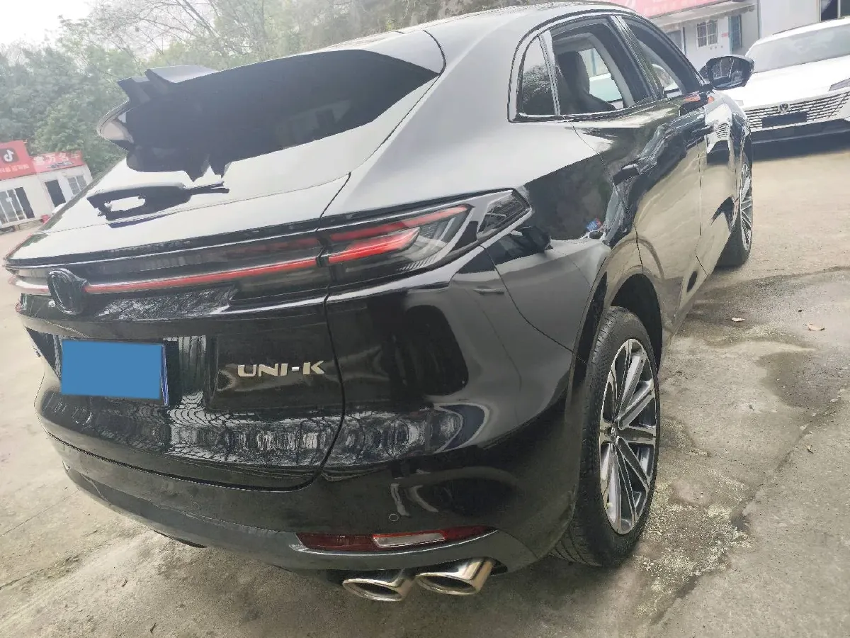 2021 ChangAn UNI-K 2.0T 233HP L4 8AT,autocango,china used car exporter,china ev exporter,chinese used car exporter,chinese used ev exporter