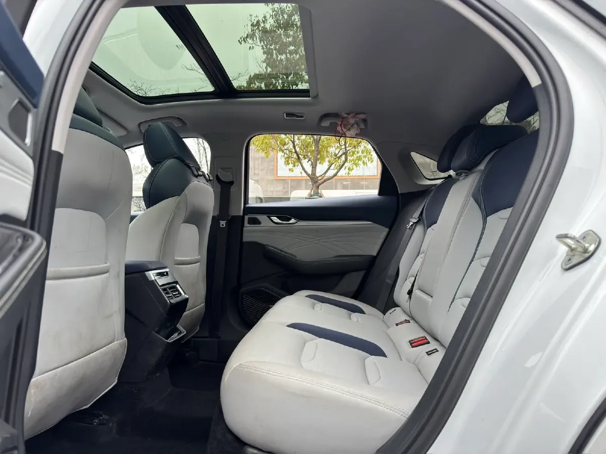 2023 Geely Preface 2.0T 190HP L4 7DCT,autocango,china used car exporter,china ev exporter,chinese used car exporter,chinese used ev exporter