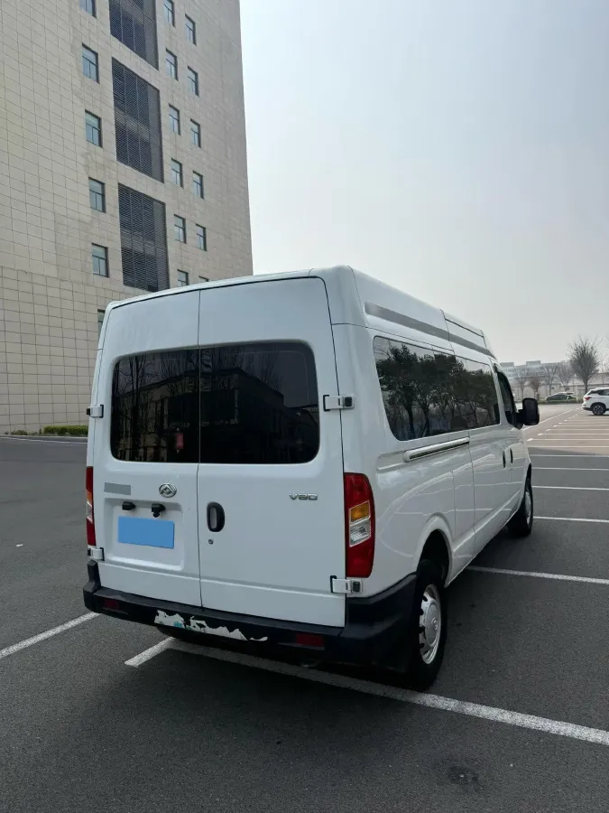 2020 MAXUS XinTu V80 2.5T 136HP L4 6MT,autocango,china used car exporter,china ev exporter,chinese used car exporter,chinese used ev exporter