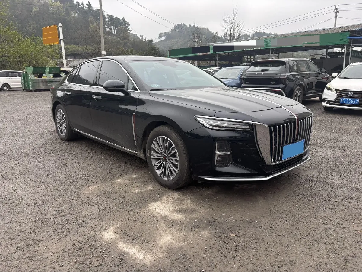 2023 HongQi H5 1.5T 169HP L4 7DCT,autocango,china used car exporter,china ev exporter,chinese used car exporter,chinese used ev exporter