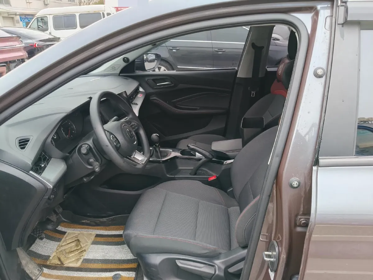 2023 MG 5 1.5L 129HP L4 5MT,autocango,china used car exporter,china ev exporter,chinese used car exporter,chinese used ev exporter