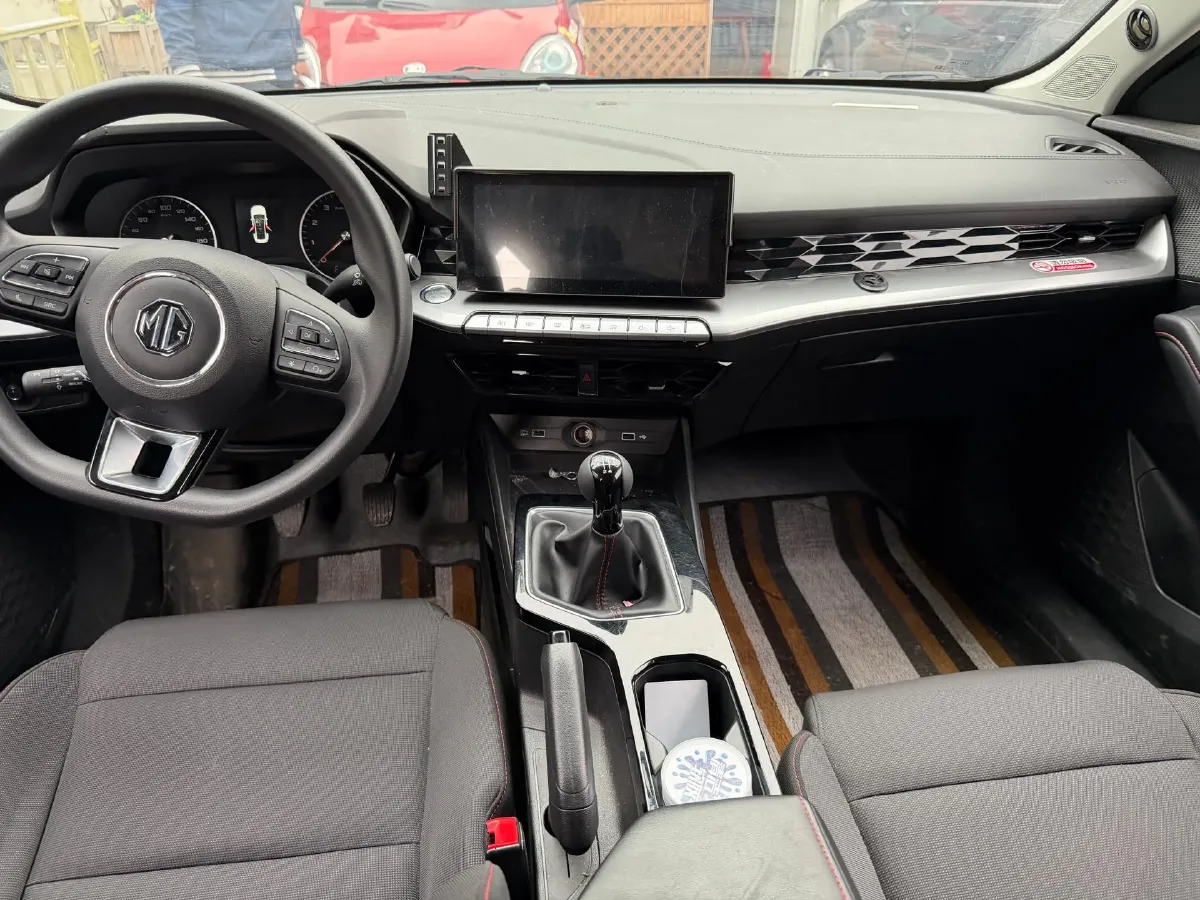 2023 MG 5 1.5L 129HP L4 5MT,autocango,china used car exporter,china ev exporter,chinese used car exporter,chinese used ev exporter