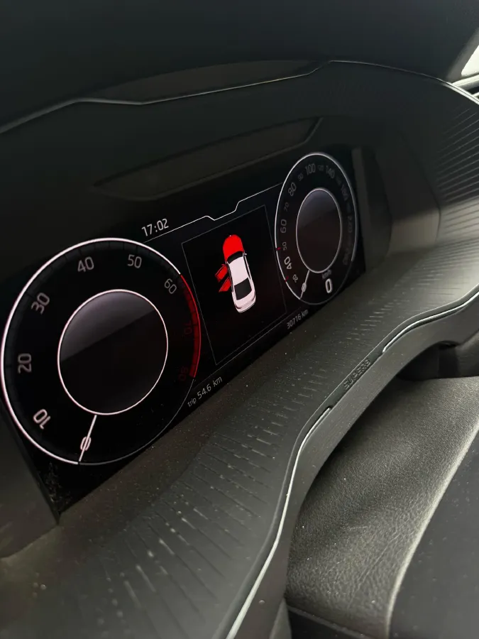 2022 Skoda Superb 1.4T 150HP L4 7DCT,autocango,china used car exporter,china ev exporter,chinese used car exporter,chinese used ev exporter