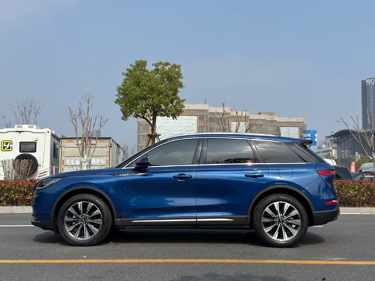 2022 Lincoln Corsair 2.0T 245HP L4 8AT,autocango,china used car exporter,china ev exporter,chinese used car exporter,chinese used ev exporter