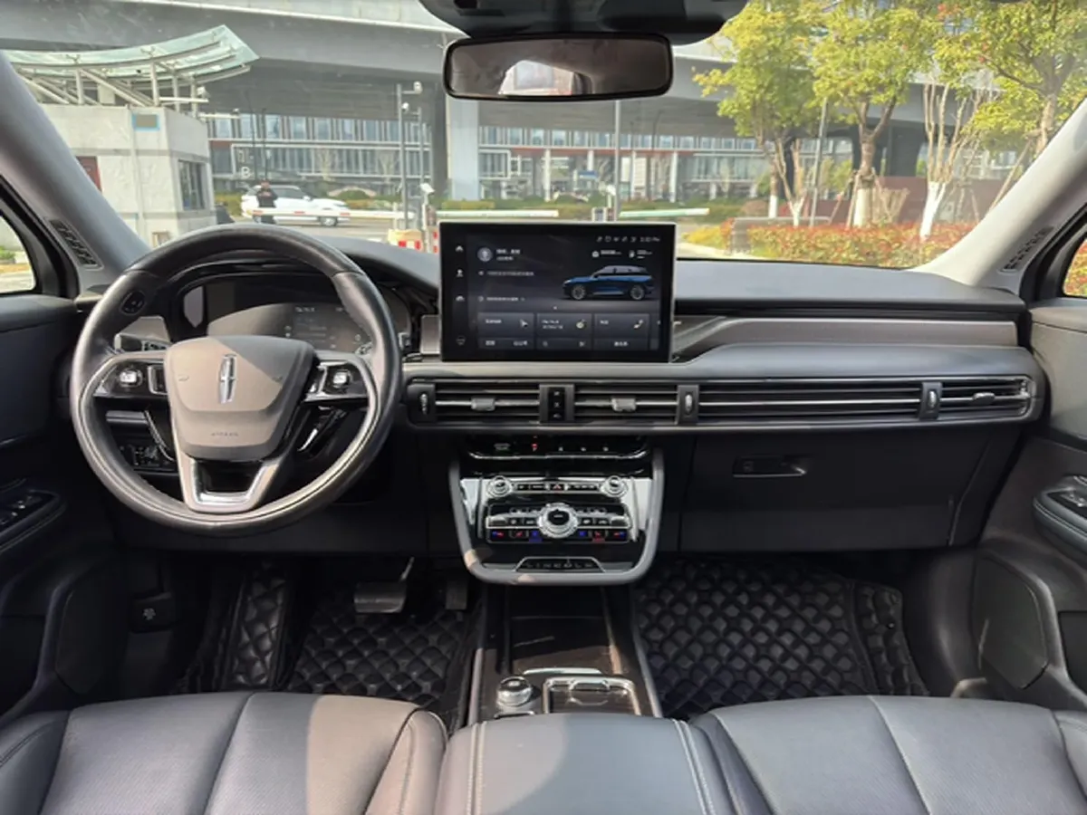 2022 Lincoln Corsair 2.0T 245HP L4 8AT,autocango,china used car exporter,china ev exporter,chinese used car exporter,chinese used ev exporter