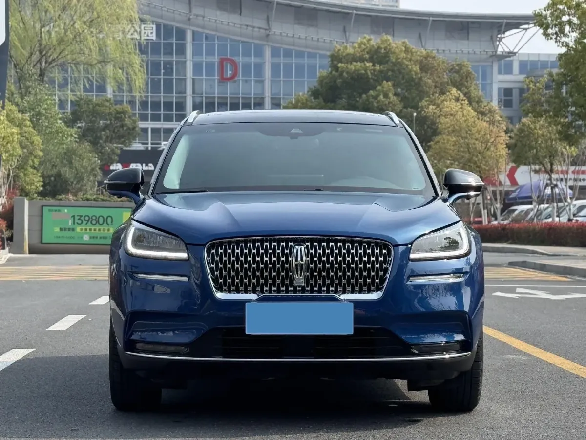 2022 Lincoln Corsair 2.0T 245HP L4 8AT,autocango,china used car exporter,china ev exporter,chinese used car exporter,chinese used ev exporter