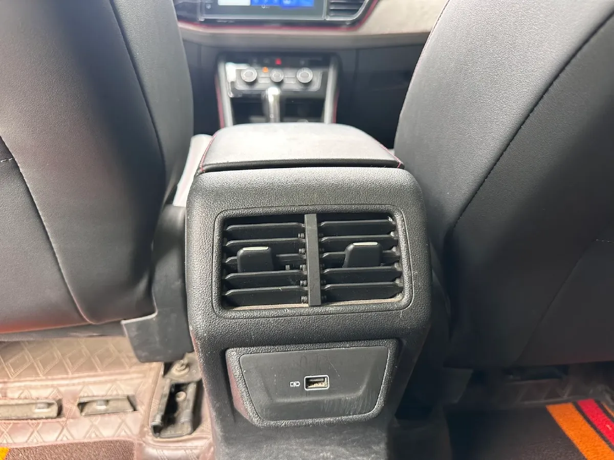 2022 Jetta VS7 1.4T 150HP L4 6AT,autocango,china used car exporter,china ev exporter,chinese used car exporter,chinese used ev exporter