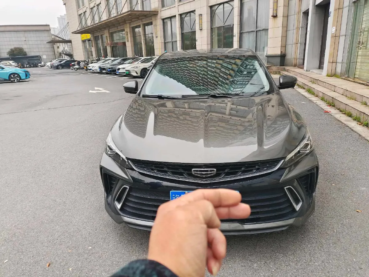 2022 Geely Binray 1.5T 181HP L4 7DCT,autocango,china used car exporter,china ev exporter,chinese used car exporter,chinese used ev exporter