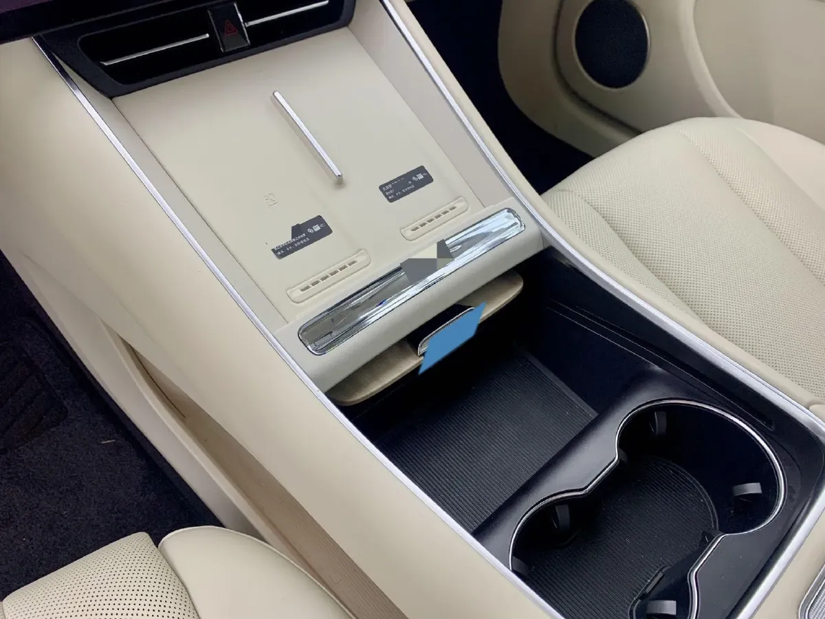 2024 Luxeed S7 BEV 82KWH,autocango,china used car exporter,china ev exporter,chinese used car exporter,chinese used ev exporter