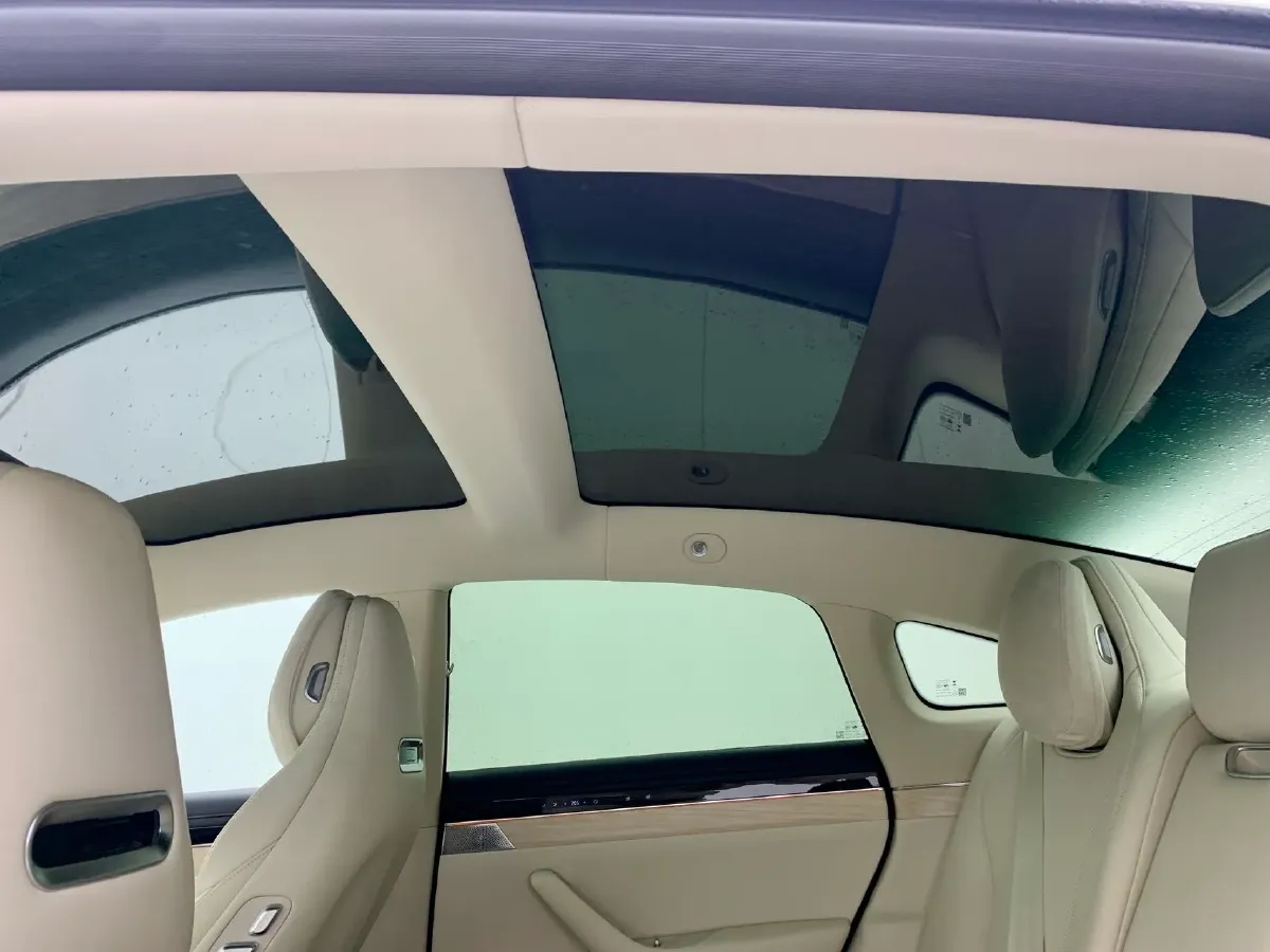 2024 Luxeed S7 BEV 82KWH,autocango,china used car exporter,china ev exporter,chinese used car exporter,chinese used ev exporter