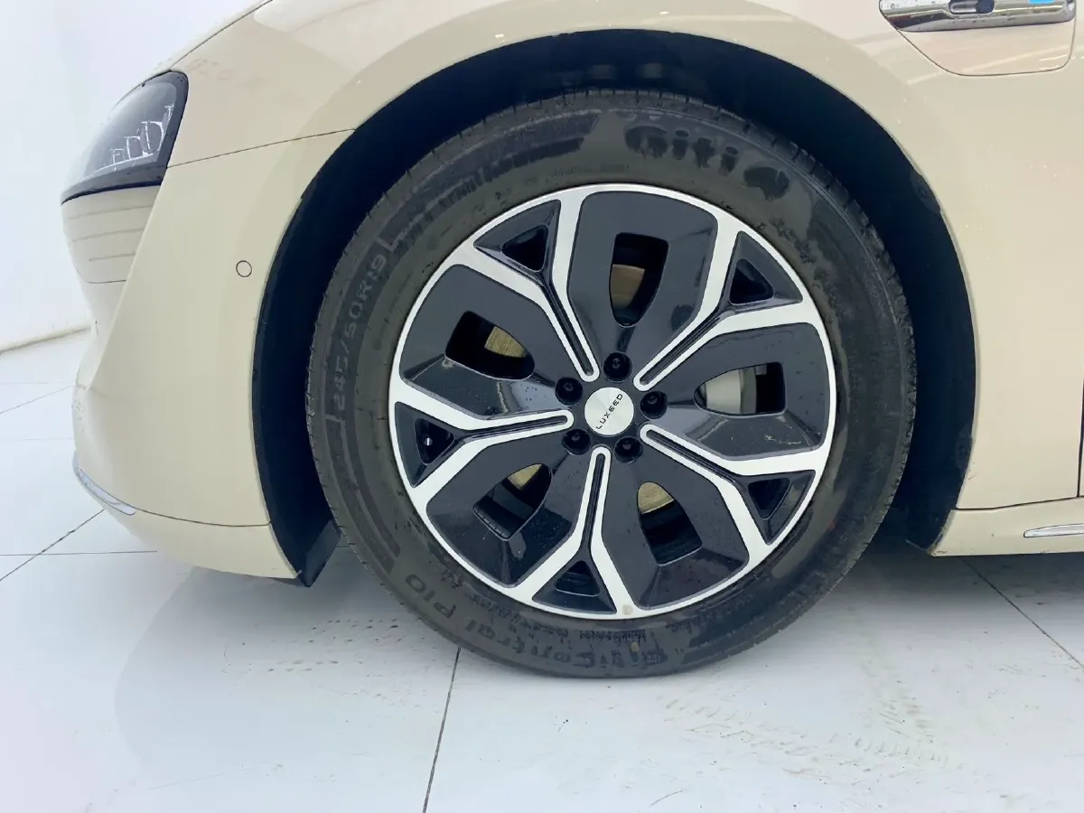 2024 Luxeed S7 BEV 82KWH,autocango,china used car exporter,china ev exporter,chinese used car exporter,chinese used ev exporter