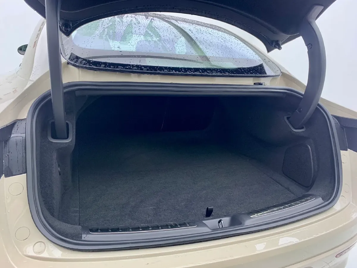 2024 Luxeed S7 BEV 82KWH,autocango,china used car exporter,china ev exporter,chinese used car exporter,chinese used ev exporter