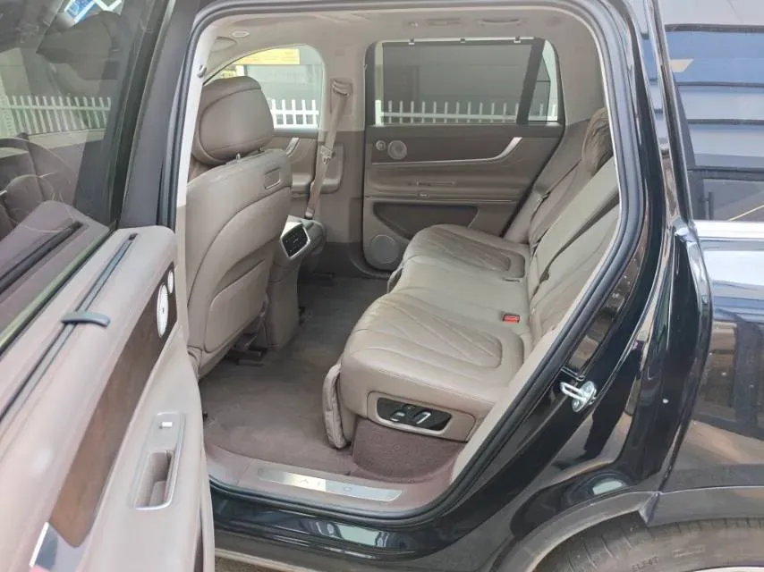 2024 AITO AITO M9 1.5T 152HP L4 REEV 42KWH,autocango,china used car exporter,china ev exporter,chinese used car exporter,chinese used ev exporter