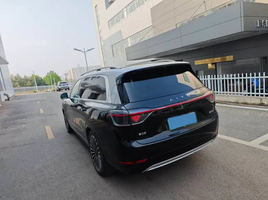 2024 AITO AITO M9 1.5T 152HP L4 REEV 42KWH,autocango,china used car exporter,china ev exporter,chinese used car exporter,chinese used ev exporter