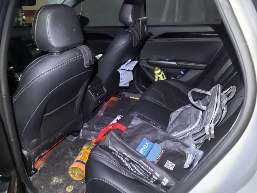 2024 Geely Galaxy L6 1.5T 163HP L4 3DHT PHEV,autocango,china used car exporter,china ev exporter,chinese used car exporter,chinese used ev exporter