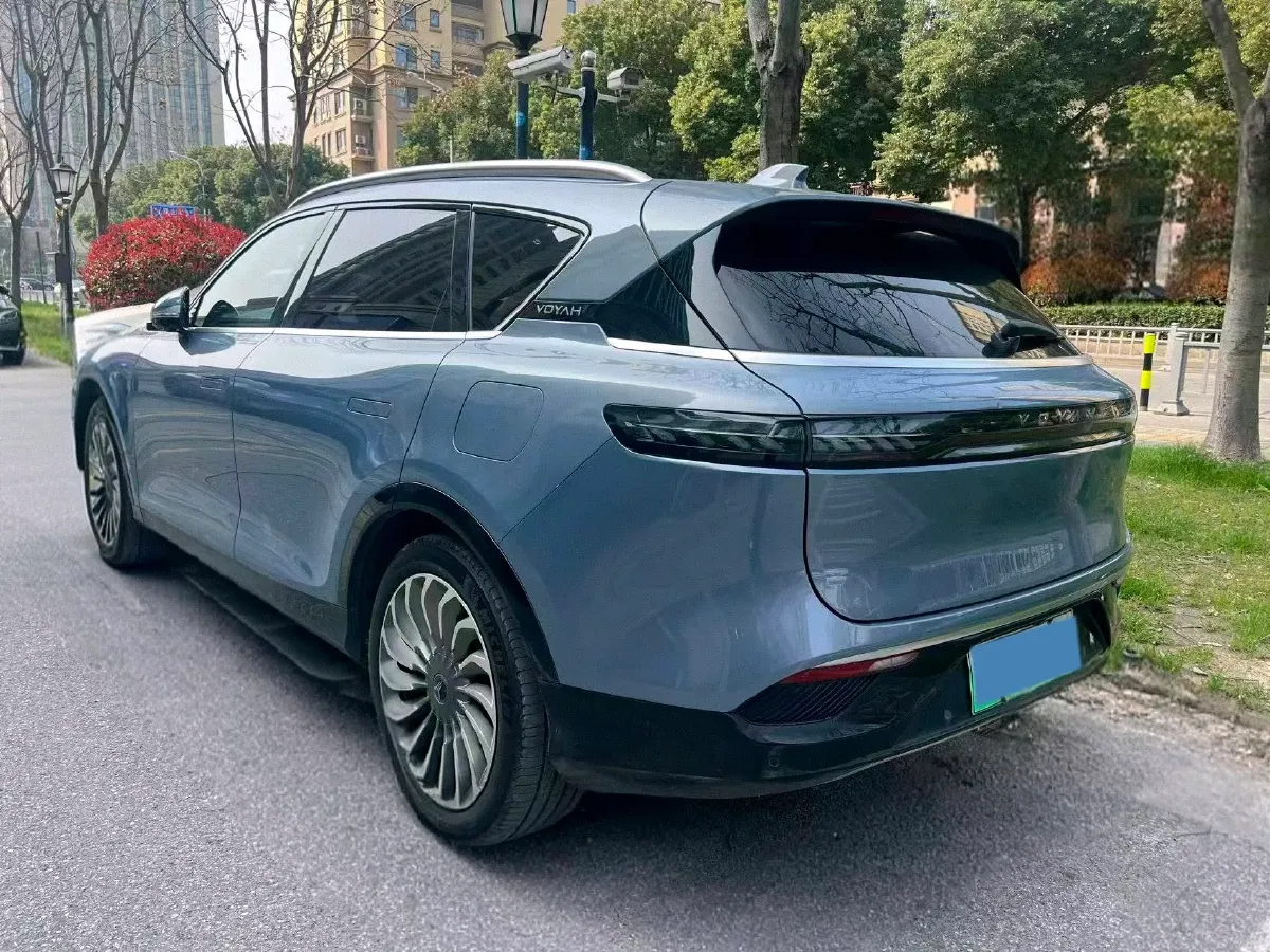 2021 Voyah FREE Range Extended 109HP REEV 33KWH,autocango,china used car exporter,china ev exporter,chinese used car exporter,chinese used ev exporter