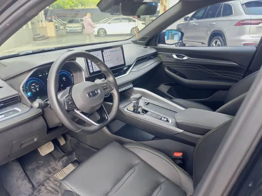 2023 Geely Preface 1.5T 181HP L4 7DCT,autocango,china used car exporter,china ev exporter,chinese used car exporter,chinese used ev exporter