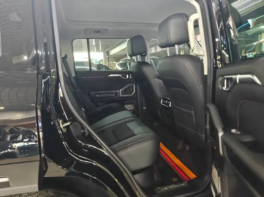 2023 Jetour Traveller 2.0T 254HP L4 8AT,autocango,china used car exporter,china ev exporter,chinese used car exporter,chinese used ev exporter