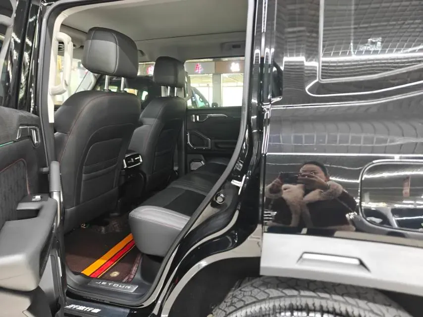 2023 Jetour Traveller 2.0T 254HP L4 8AT,autocango,china used car exporter,china ev exporter,chinese used car exporter,chinese used ev exporter