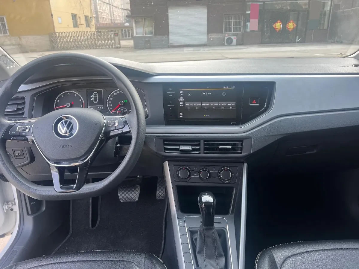 2021 DongFeng Aeolus AX7 1.6T 170HP L4 6AT,autocango,china used car exporter,china ev exporter,chinese used car exporter,chinese used ev exporter