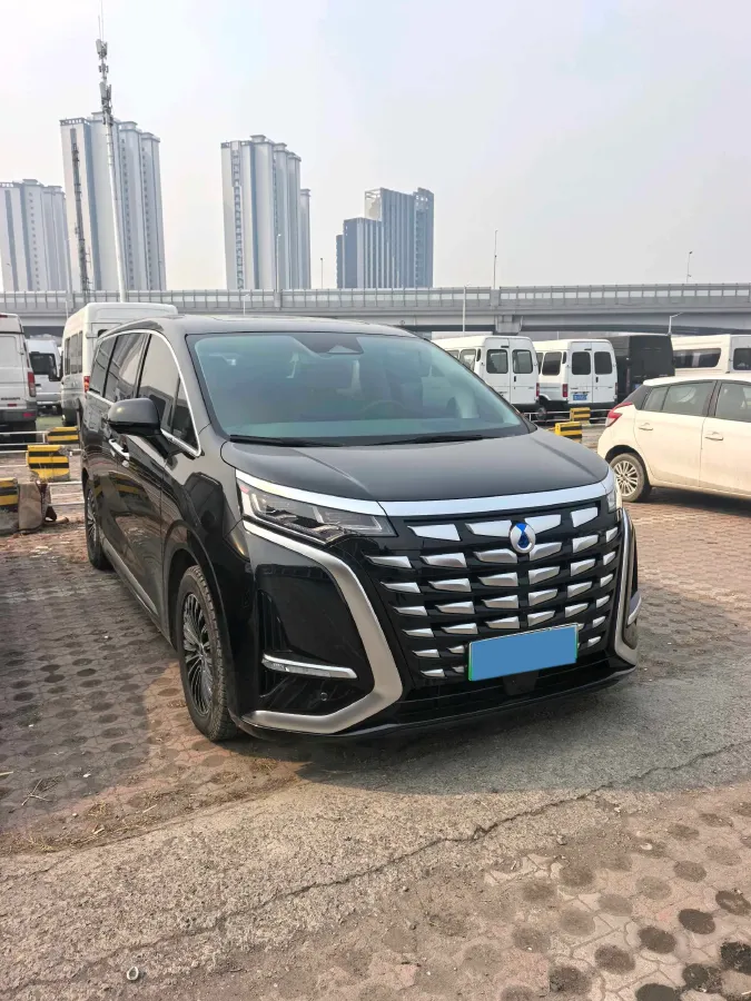 2022 Mercedes-Benz GLC Class 2.0T 197HP L4 9AT,autocango,china used car exporter,china ev exporter,chinese used car exporter,chinese used ev exporter