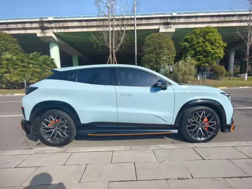 2023 ChangAn UNI-T 1.5T 188HP L4 7DCT,autocango,china used car exporter,china ev exporter,chinese used car exporter,chinese used ev exporter