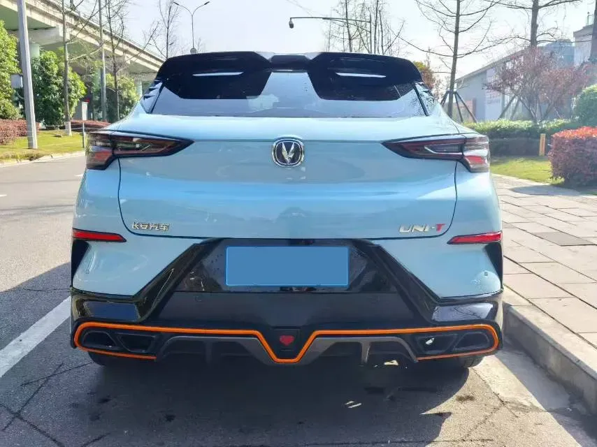 2023 ChangAn UNI-T 1.5T 188HP L4 7DCT,autocango,china used car exporter,china ev exporter,chinese used car exporter,chinese used ev exporter