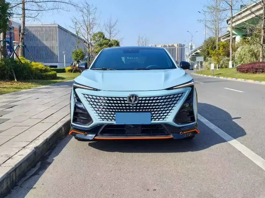 2023 ChangAn UNI-T 1.5T 188HP L4 7DCT,autocango,china used car exporter,china ev exporter,chinese used car exporter,chinese used ev exporter
