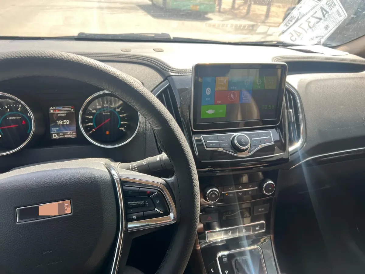 2017 LiFan XuanLang 2.0L 141HP L4 CVT,autocango,china used car exporter,china ev exporter,chinese used car exporter,chinese used ev exporter