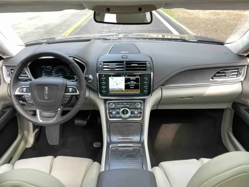 2019 Mercedes-Benz C Class 1.5T 184HP L4 9AT,autocango,china used car exporter,china ev exporter,chinese used car exporter,chinese used ev exporter