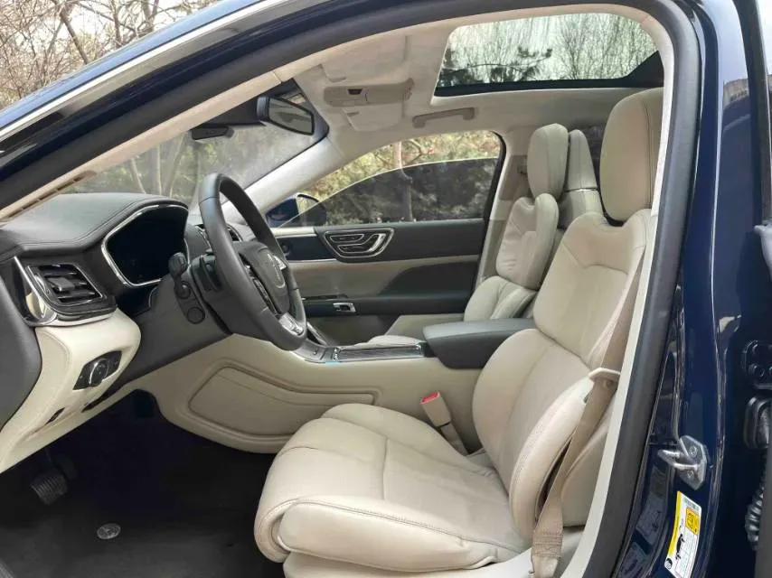 2019 Mercedes-Benz C Class 1.5T 184HP L4 9AT,autocango,china used car exporter,china ev exporter,chinese used car exporter,chinese used ev exporter