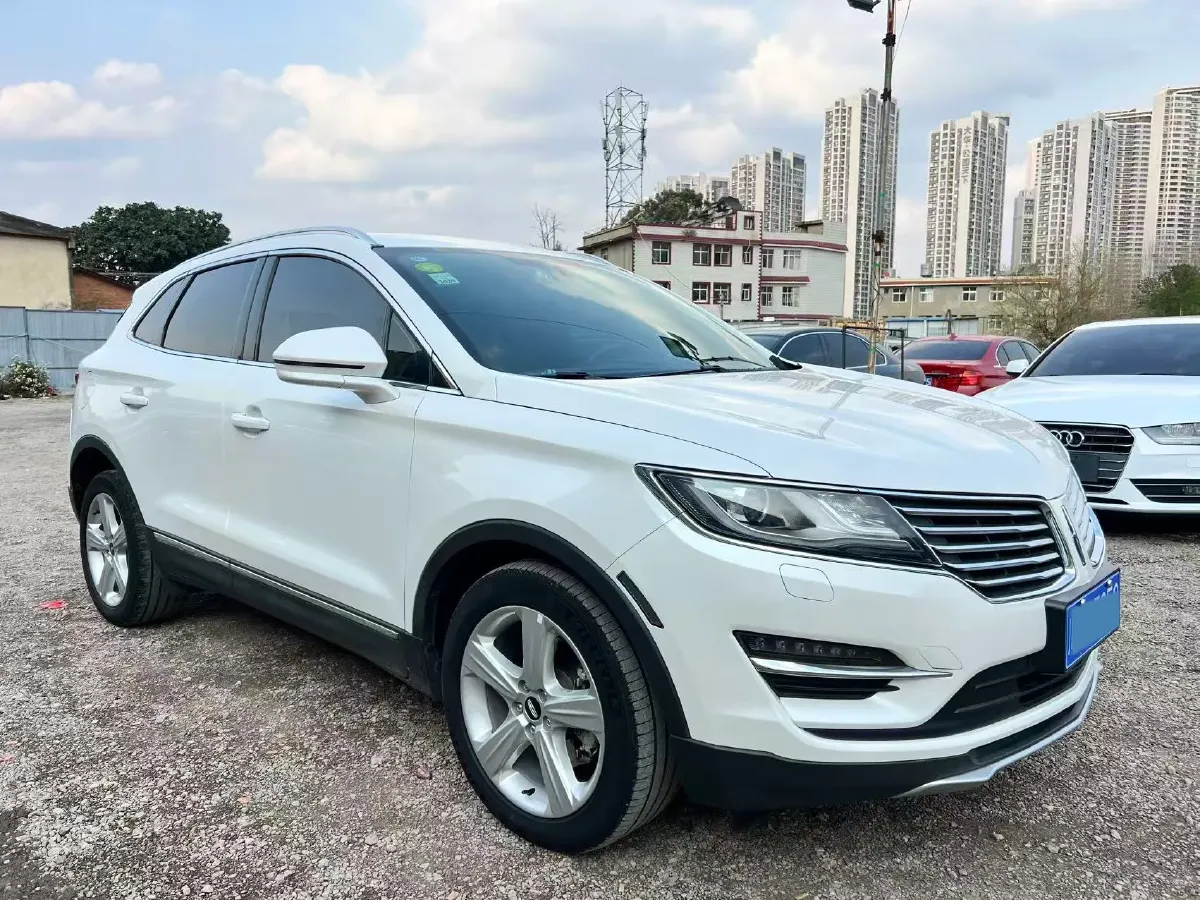 2018 Lincoln MKC 2.0T 203HP L4 6AT,autocango,china used car exporter,china ev exporter,chinese used car exporter,chinese used ev exporter
