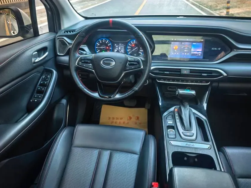 2021 GAC Trumpchi GS4 1.5T 169HP L4 6AT,autocango,china used car exporter,china ev exporter,chinese used car exporter,chinese used ev exporter