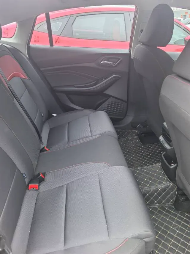 2023 MG 5 1.5L 129HP L4 5MT,autocango,china used car exporter,china ev exporter,chinese used car exporter,chinese used ev exporter