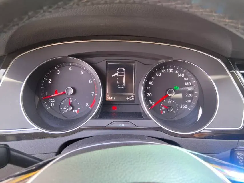 2017 Volkswagen Magotan 1.8T 180HP L4 7DCT,autocango,china used car exporter,china ev exporter,chinese used car exporter,chinese used ev exporter