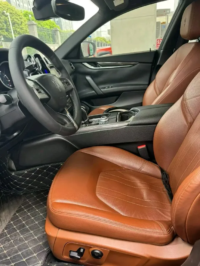 2018 Maserati Ghibli 3.0T 350HP V6 8AT,autocango,china used car exporter,china ev exporter,chinese used car exporter,chinese used ev exporter